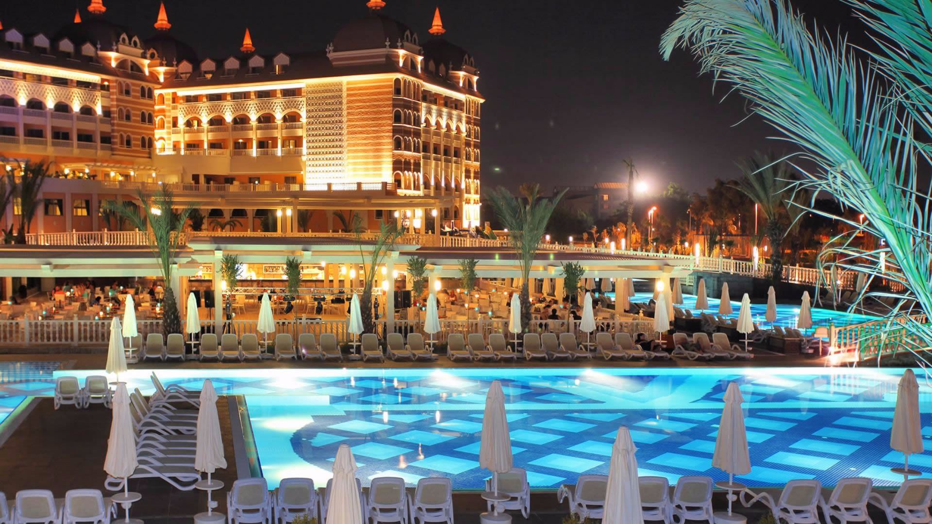 Complex Royal Alhambra Palace 5*